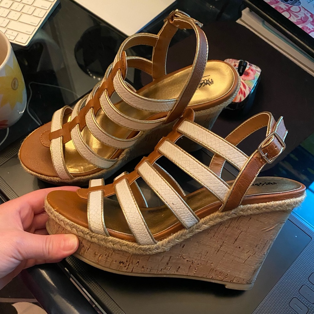 MOSSIMO WEDGES